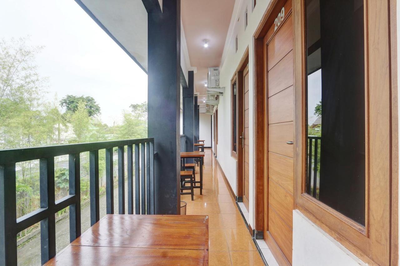 Hotel Wisma Ck Kebumen Exterior photo