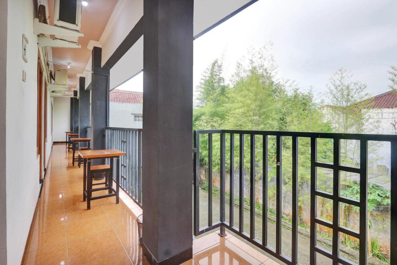 Hotel Wisma Ck Kebumen Exterior photo